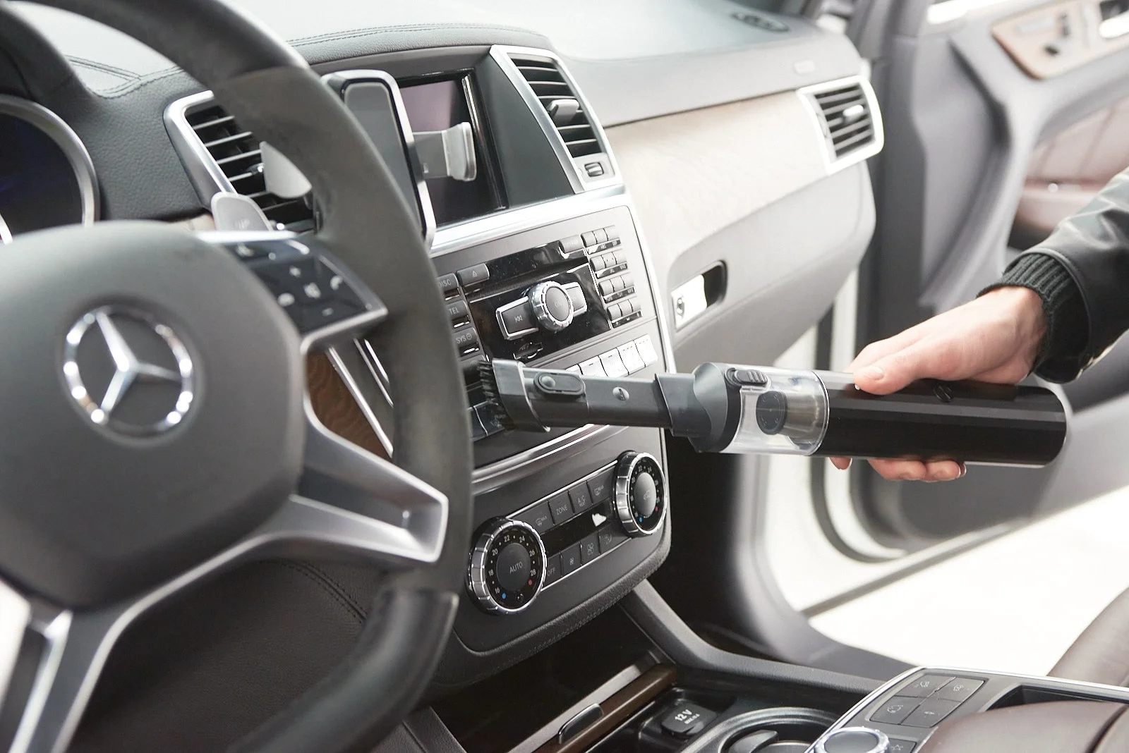 cordless handheld vacuum for Chevrolet Traverse